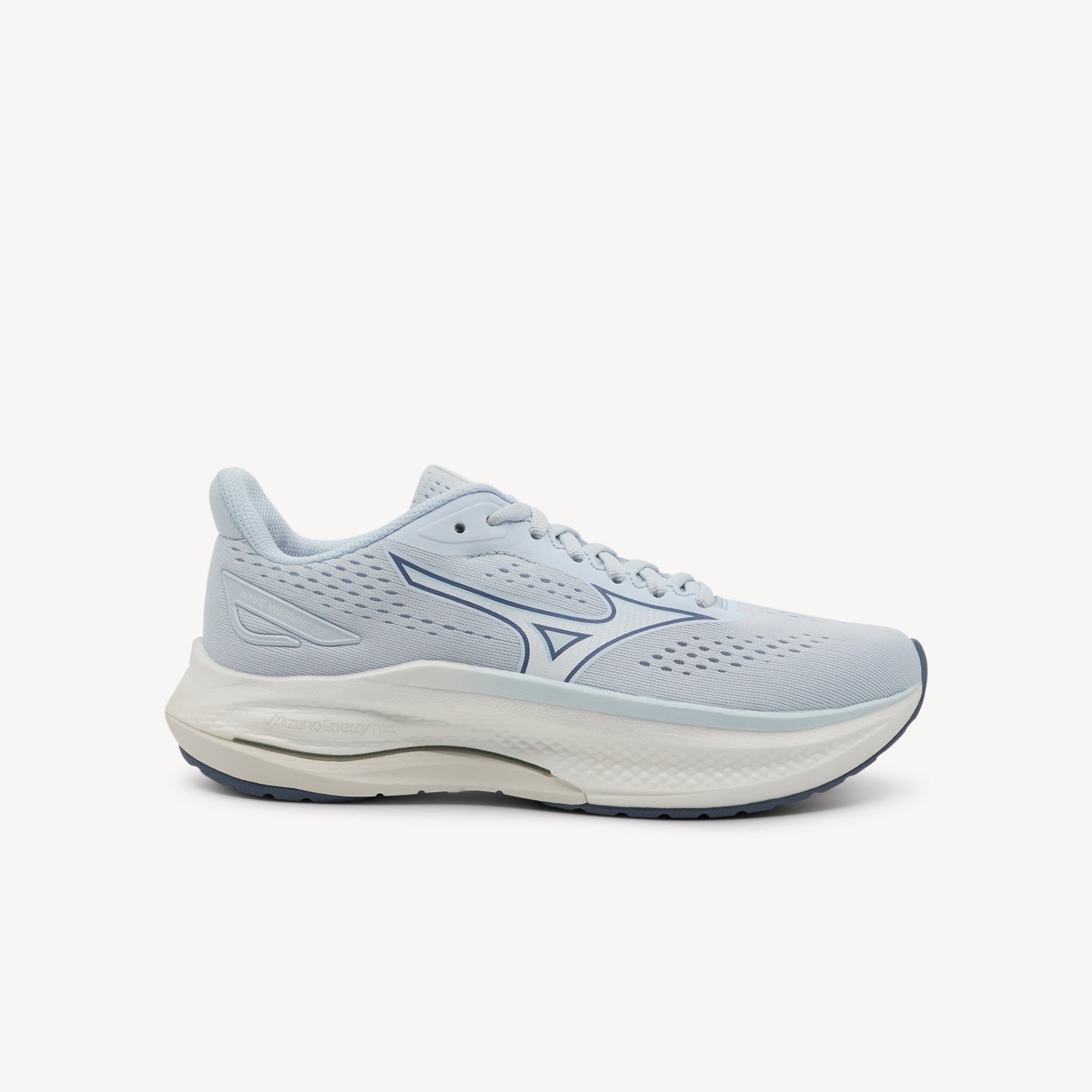 MIZUNO WAVE INSPIRE 22 features reliable stability support and responsive comfort at Profeet Footwear. Purpose-built running shoe. Expert-fitted.