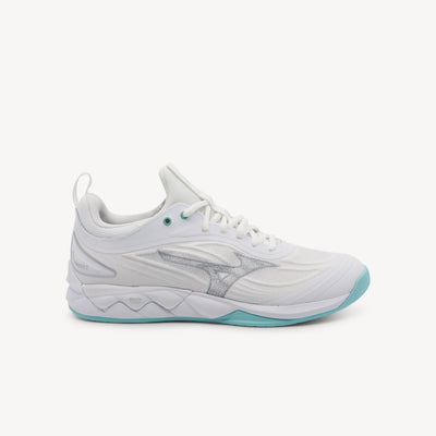 Mizuno Wave Luminous 3 NB features Foam Wave technology at Profeet Footwear. Premium netball shoe for lightweight comfort and explosive court performance.