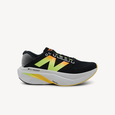 New Balance FuelCell SuperComp Trainer v3 Black Mens features a FuelCell midsole with carbon plate, responsive Energy Arc tech and plush upper for marathon training.