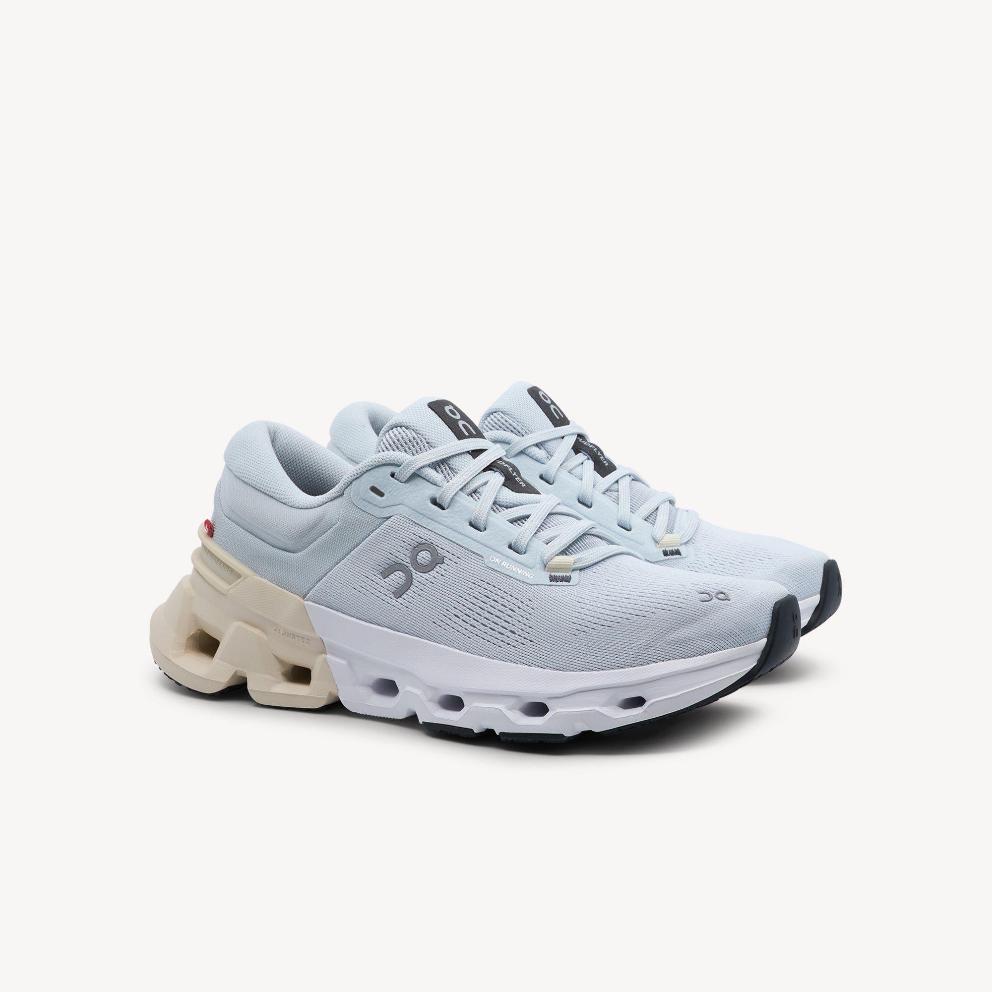ON Cloudflyer 5 Arctic / Cream Womens