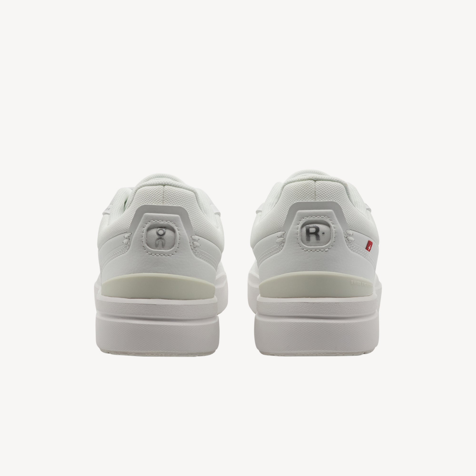 On The Roger Advantage White / White Womens
