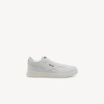 REEBOK COURT ADVANCE features versatile performance and timeless design at Profeet Footwear. Purpose-built court shoe for kids. Expert-fitted.