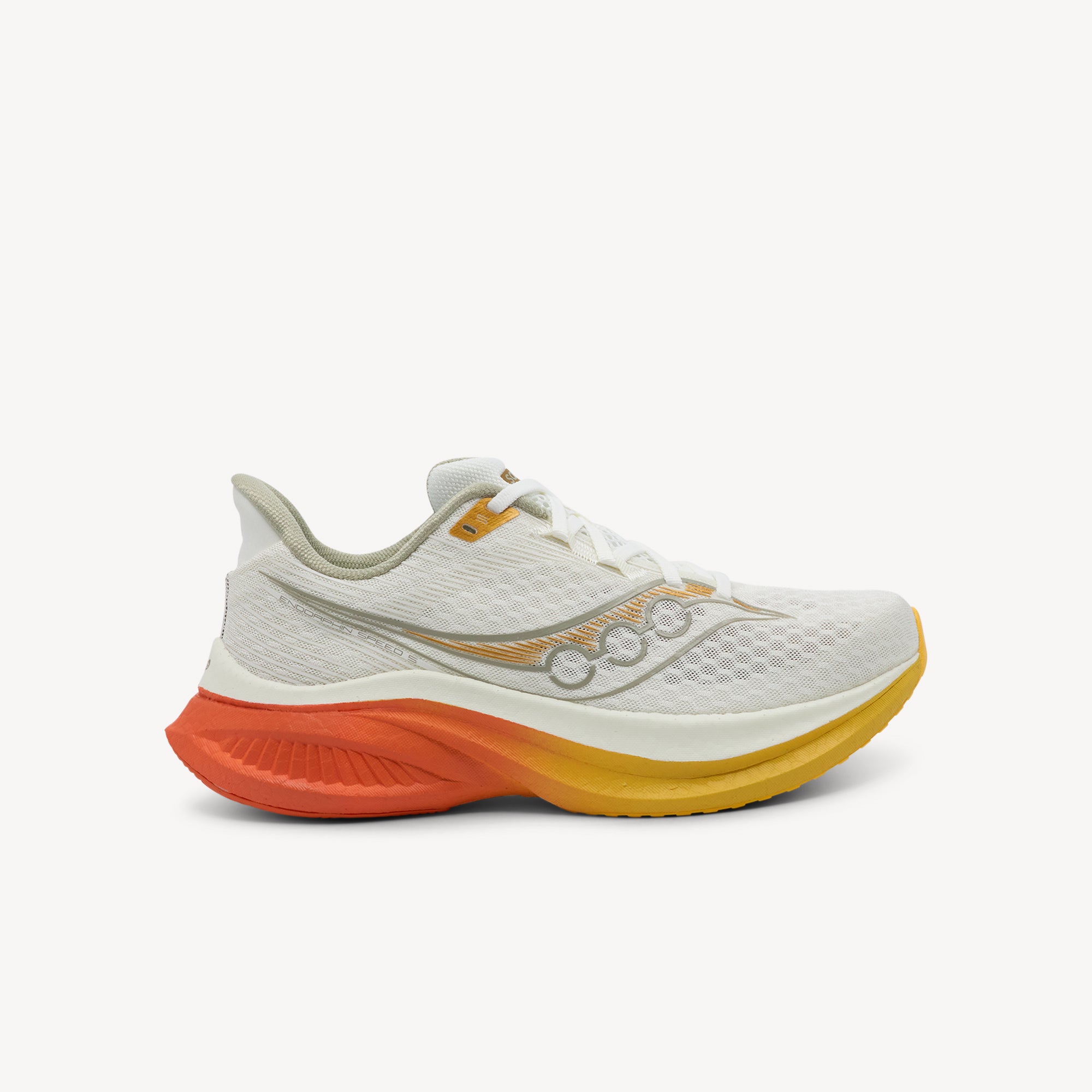 SAUCONY ENDORPHIN SPEED 5 features explosive speed and versatile performance at Profeet Footwear. Purpose-built training shoe. Expert-fitted.