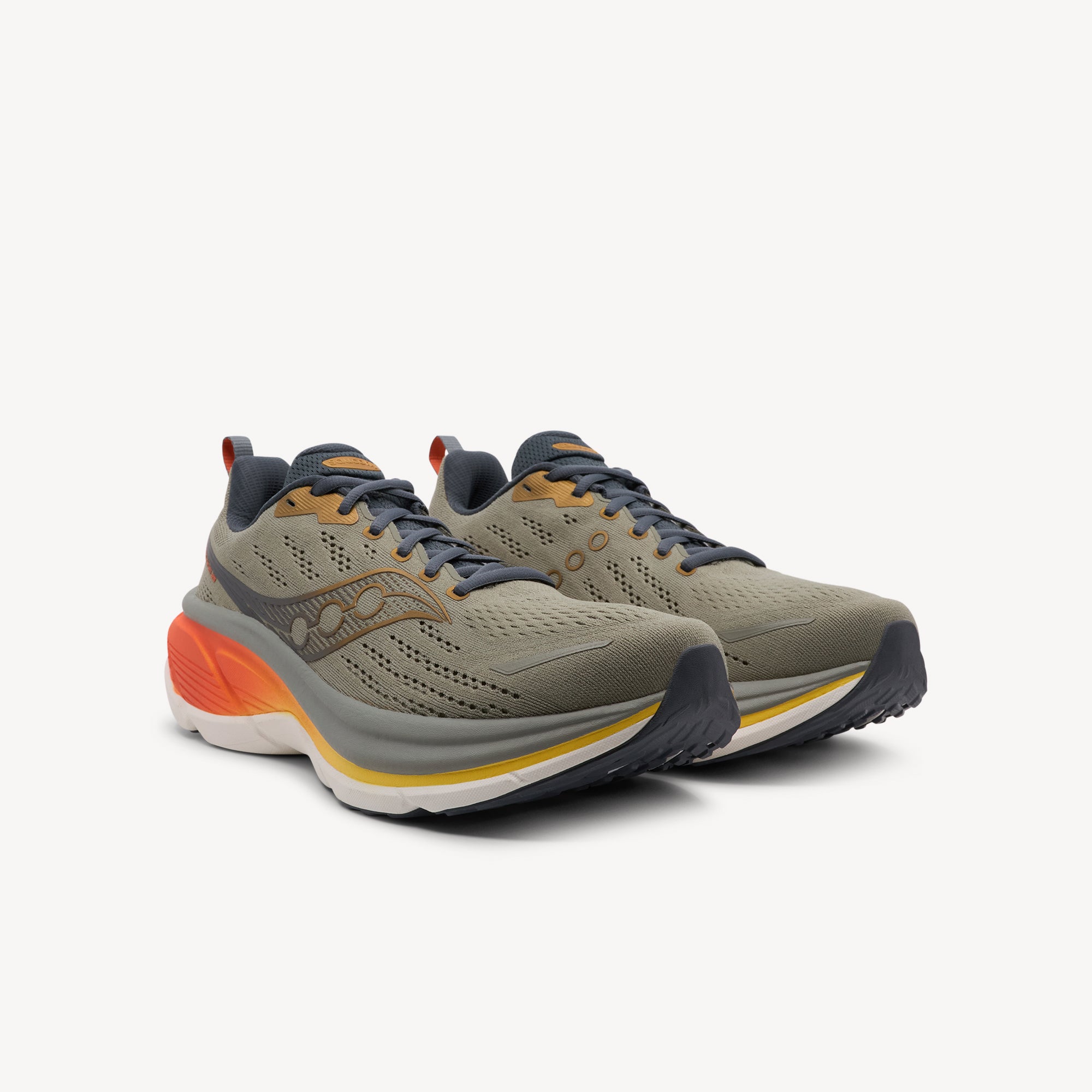 Side view of SAUCONY HURRICANE 25 features maximum stability support and plush comfort at Profeet Footwear. Purpose-built running shoe for men. Expert-fitted.