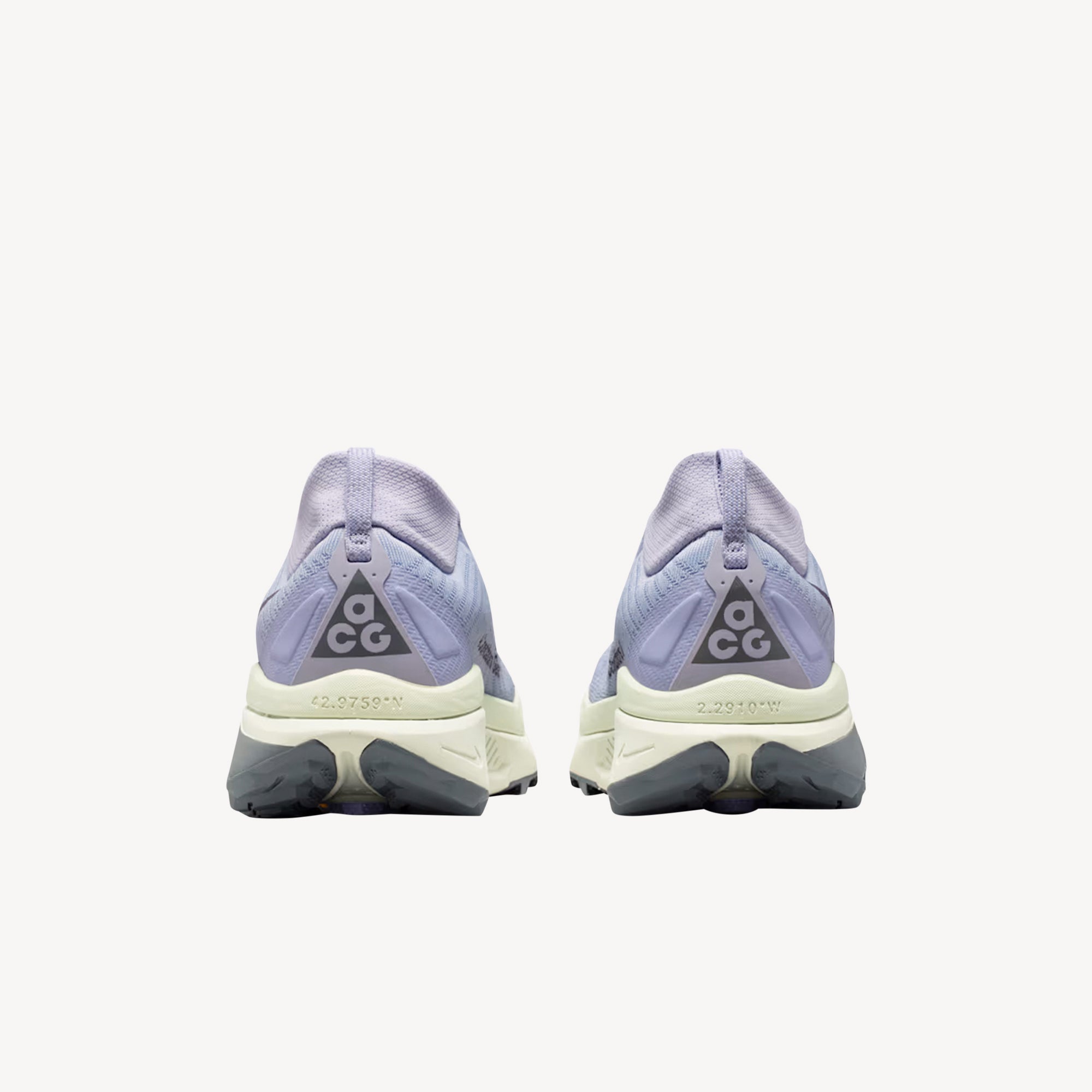 Nike ACG Zegama Trail Ghost / Cement Grey / Sea Glass Womens