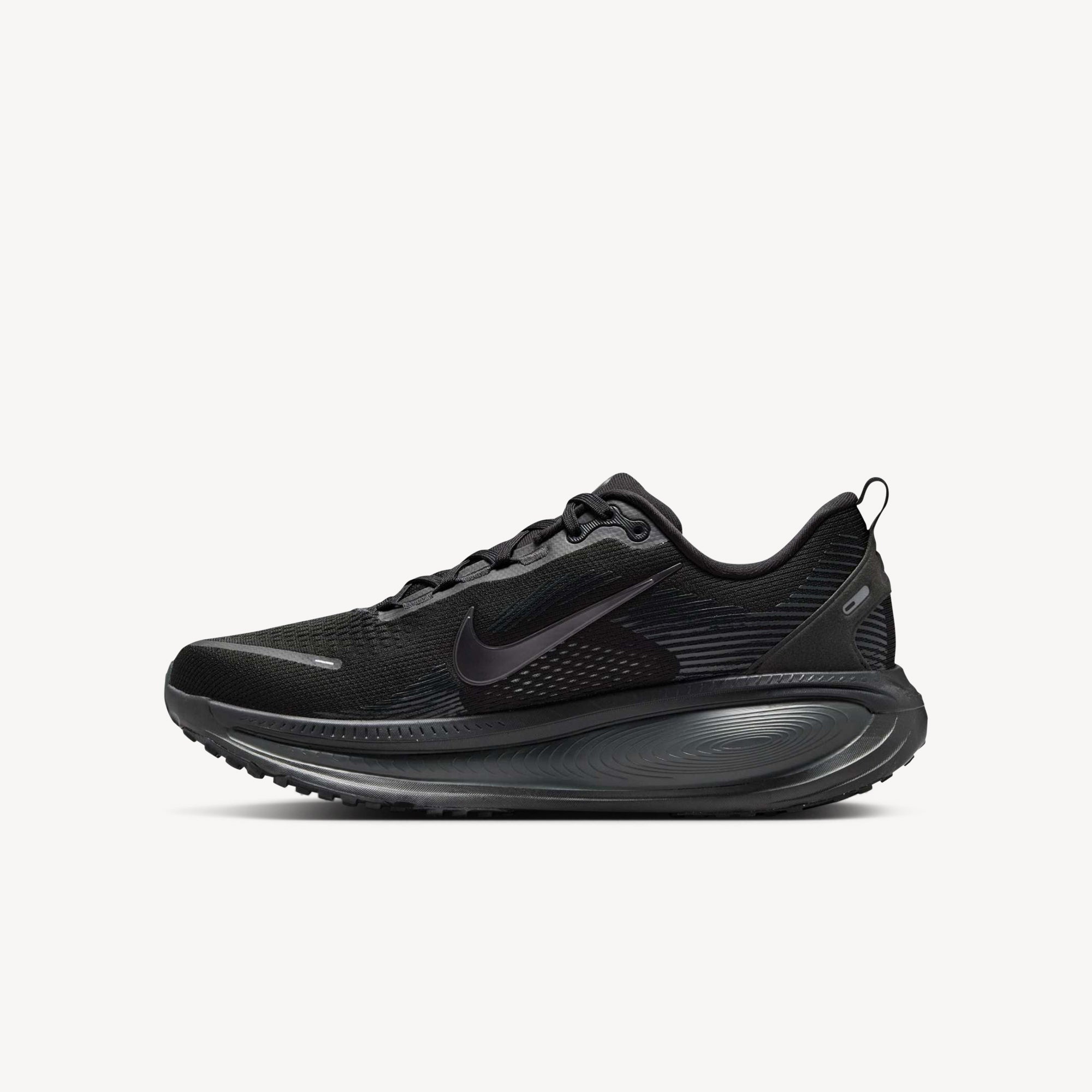 Nike Vomero 18 Black / Black / Smoke Grey Mens